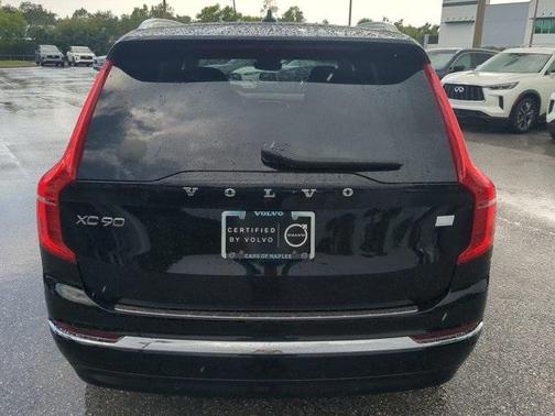 2024 Volvo XC90 Recharge Plug-In Hybrid T8 Plus Bright Theme 7 Passenger