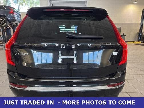 2024 Volvo XC90 Recharge Plug-In Hybrid T8 Plus Bright Theme 7 Passenger