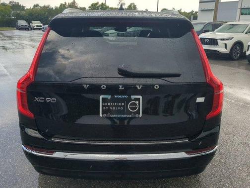 2024 Volvo XC90 Recharge Plug-In Hybrid T8 Plus Bright Theme 7 Passenger