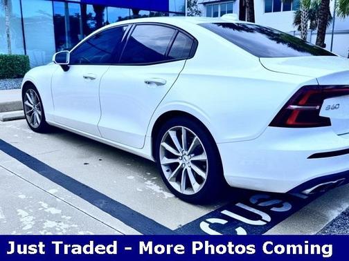 2019 Volvo S60 T5 Momentum