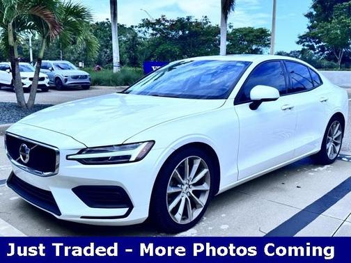 2019 Volvo S60 T5 Momentum