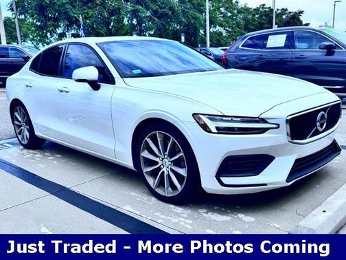 2019 Volvo S60 T5 Momentum
