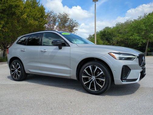 Silver 2023 Volvo XC60 B5 Plus Dark Theme