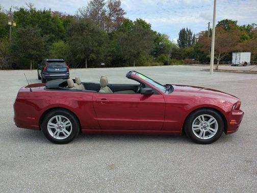 2014 Ford Mustang V6