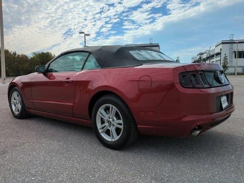 2014 Ford Mustang V6