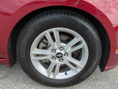 2014 Ford Mustang V6