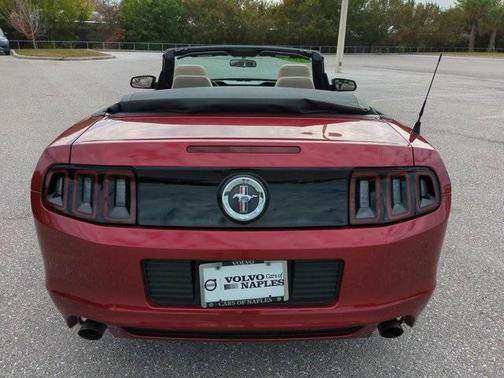 2014 Ford Mustang V6
