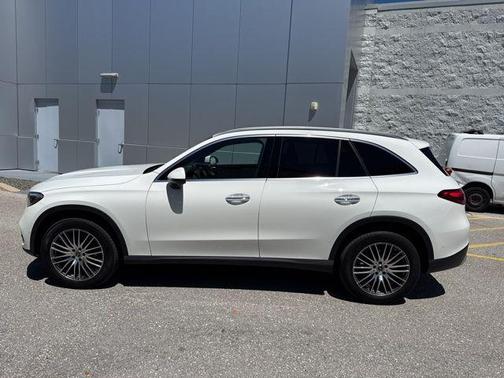 2024 Mercedes-Benz GLC 300 Base