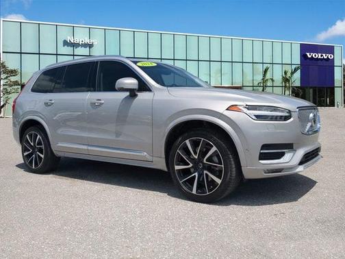 2024 Volvo XC90 B6 Ultimate Bright Theme 7-Seater