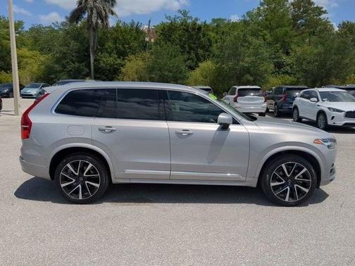2024 Volvo XC90 B6 Ultimate Bright Theme 7-Seater