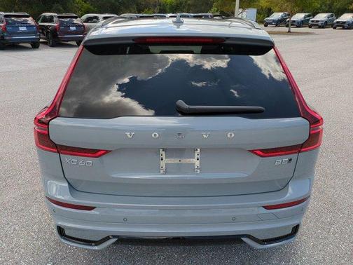 2026 Volvo XC60 B5 Core