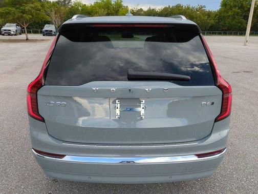 2026 Volvo XC90 B6 Plus 7-Seater