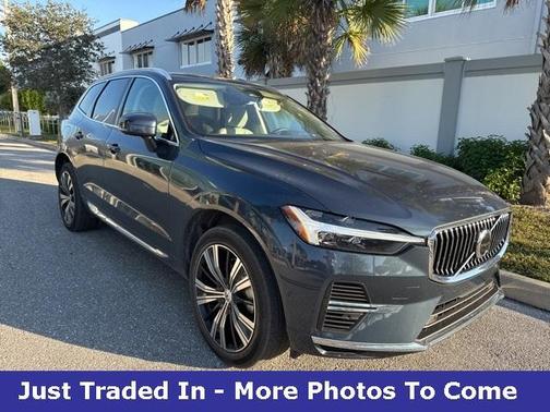 2023 Volvo XC60 Recharge Plug-In Hybrid T8 Ultimate Bright Theme