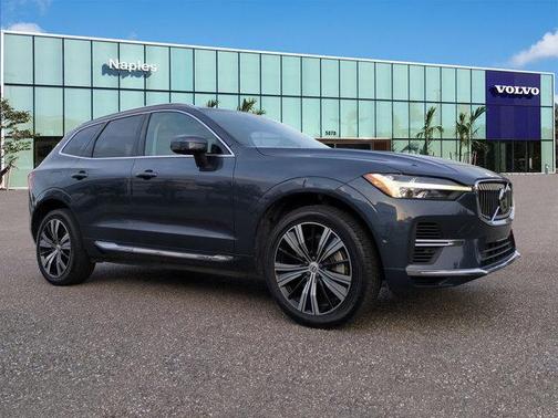 2023 Volvo XC60 Recharge Plug-In Hybrid T8 Ultimate Bright Theme