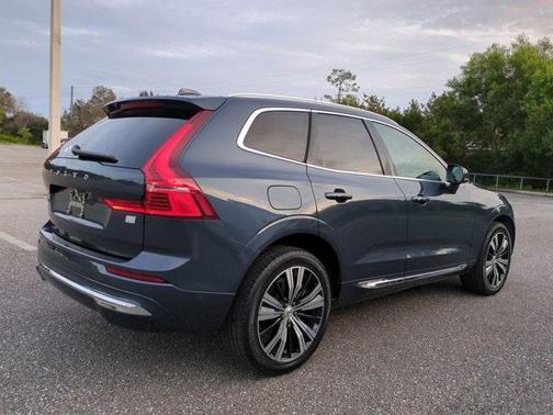2023 Volvo XC60 Recharge Plug-In Hybrid T8 Ultimate Bright Theme