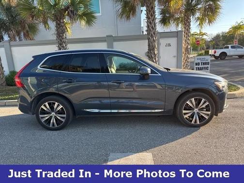 2023 Volvo XC60 Recharge Plug-In Hybrid T8 Ultimate Bright Theme