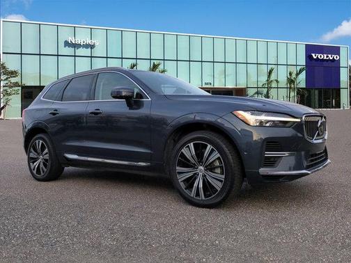 2023 Volvo XC60 Recharge Plug-In Hybrid T8 Ultimate Bright Theme