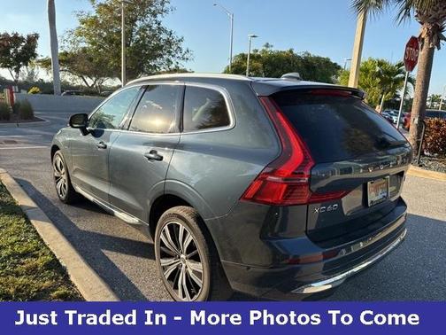 2023 Volvo XC60 Recharge Plug-In Hybrid T8 Ultimate Bright Theme
