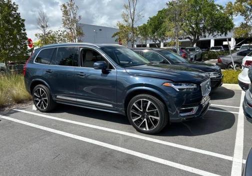 Denim Blue Metallic 2023 Volvo XC90 B6 Plus 7-Seater