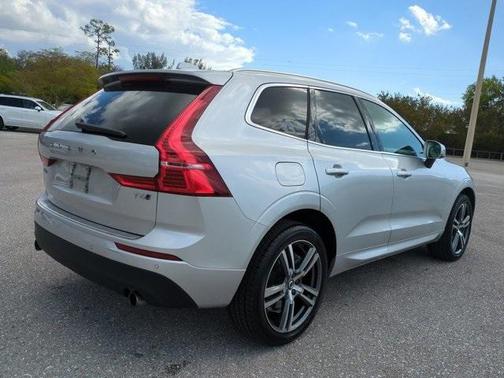 2020 Volvo XC60 T6 Momentum