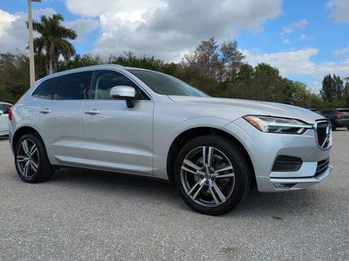 2020 Volvo XC60 T6 Momentum