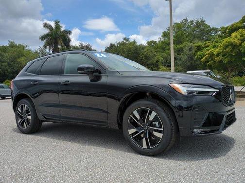 Onyx Black Metallic 2026 Volvo XC60 B5 Core