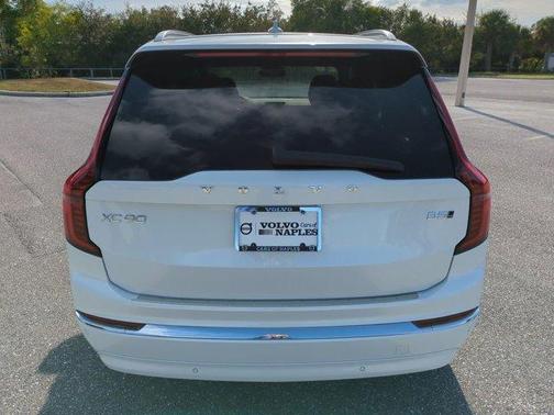 2026 Volvo XC90 B5 Plus 7-Seater