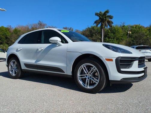 2024 Porsche Macan Base