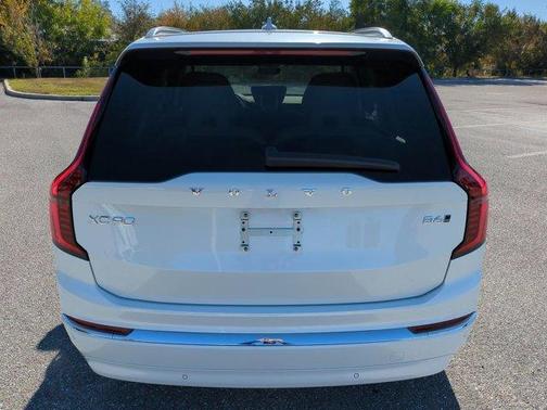 2026 Volvo XC90 B6 Ultra 7-Seater