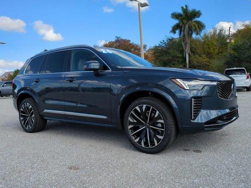 2026 Volvo XC90 B6 Core