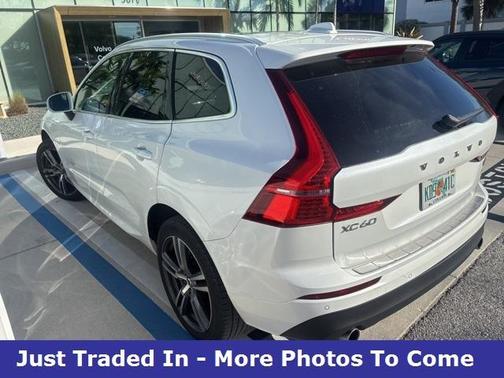 2020 Volvo XC60 T5 Momentum