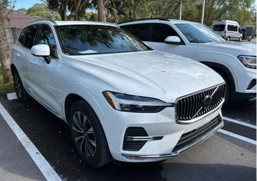 Crystal White 2023 Volvo XC60 B5 Plus Bright Theme