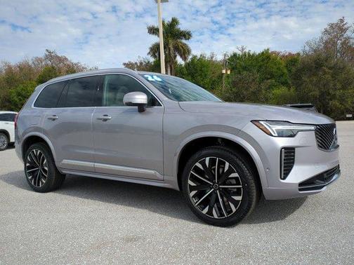 2026 Volvo XC90 B6 Plus 7-Seater