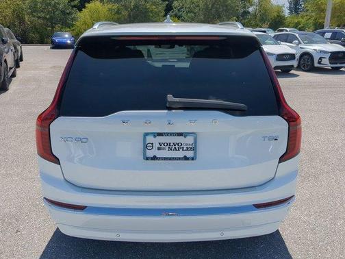 2025 Volvo XC90 Plug-In Hybrid T8 Plus 7-Seater