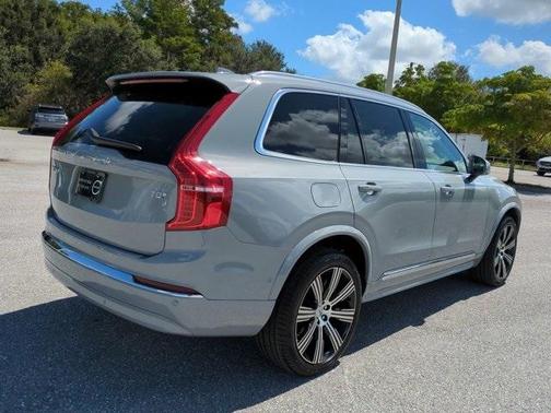 2025 Volvo XC90 Plug-In Hybrid T8 Ultra 6-Seater