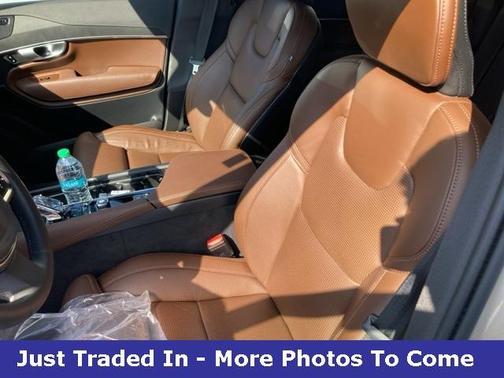 2024 Volvo XC90 B6 Ultimate Bright Theme 7-Seater