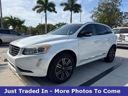 2017 Volvo XC60 T5 Dynamic