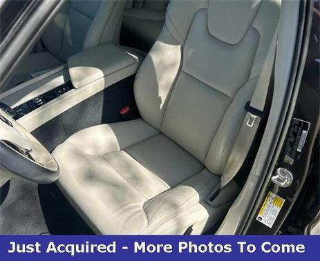 2023 Volvo XC60 B5 Core