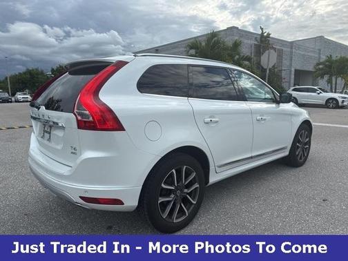 2017 Volvo XC60 T6 Dynamic