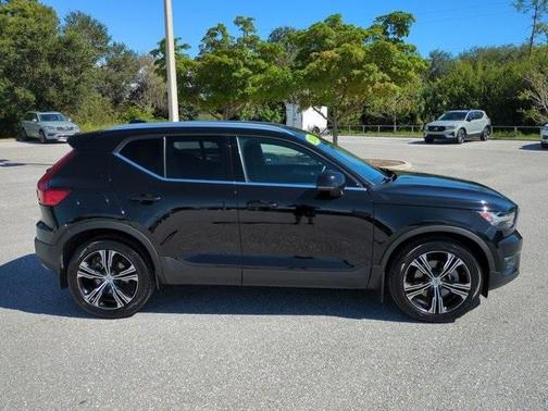 2021 Volvo XC40 T5 Inscription