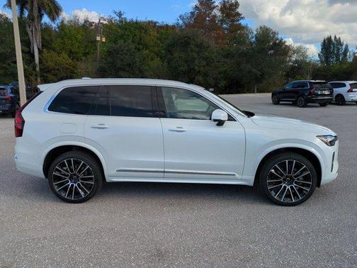 2026 Volvo XC90 B6 Ultra 7-Seater