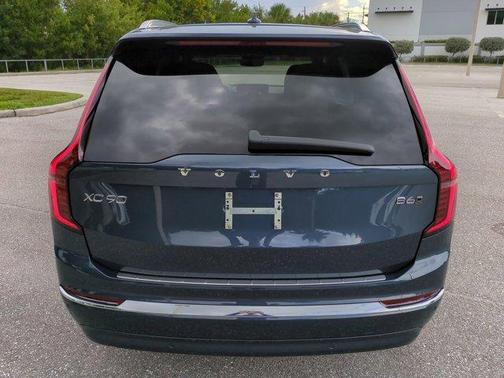 Denim Blue Metallic 2026 Volvo XC90 B6 Plus 7-Seater