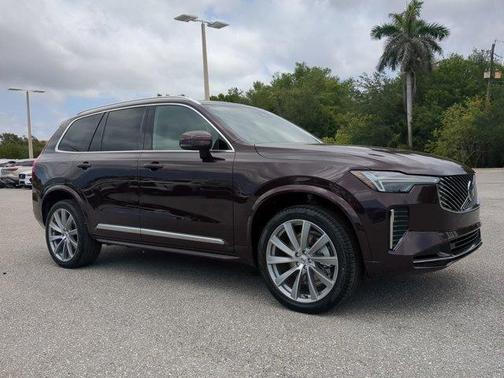 2025 Volvo XC90 B5 Core