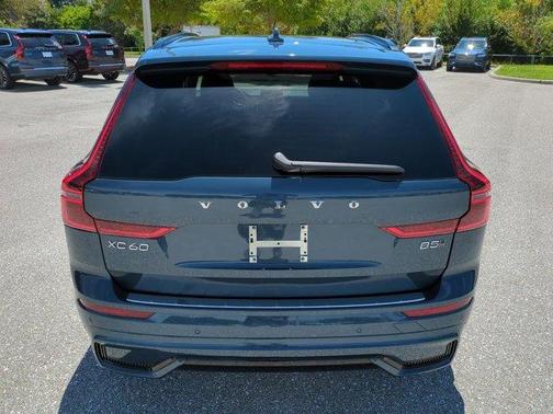 2026 Volvo XC60 B5 Plus