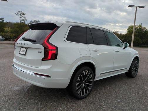 2026 Volvo XC90 B5 Core