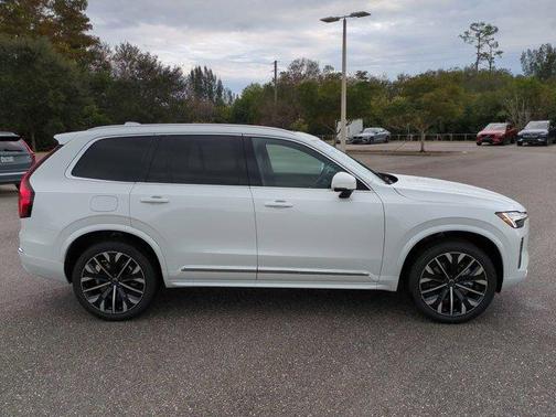 2026 Volvo XC90 B5 Core