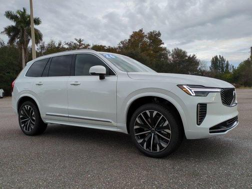 2026 Volvo XC90 B5 Core