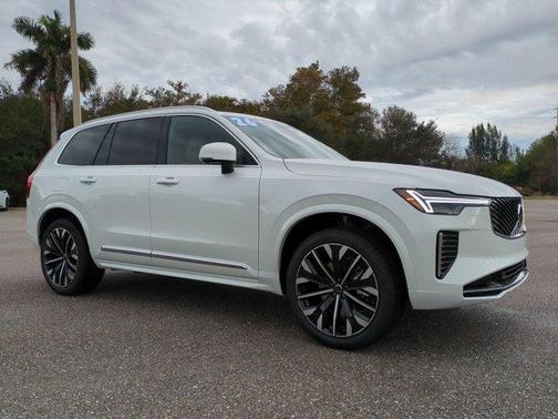 2026 Volvo XC90 B5 Core