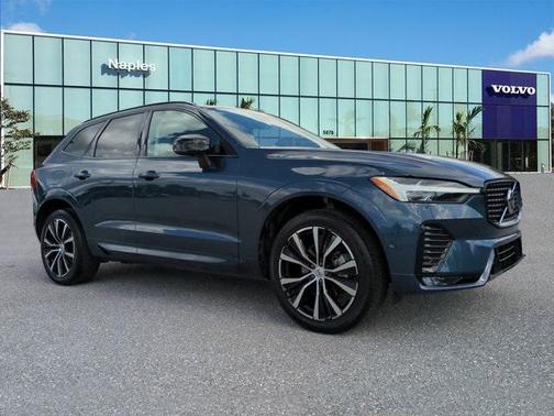 2024 Volvo XC60 B5 Plus Dark Theme