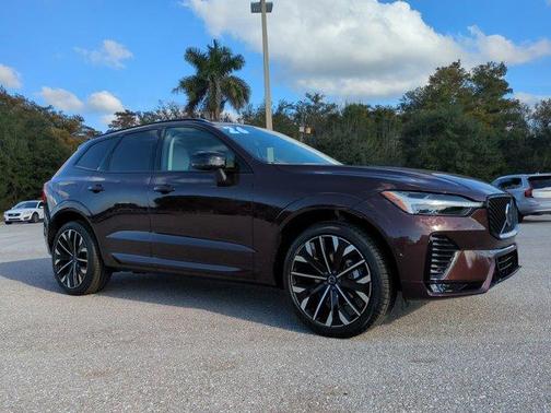 2026 Volvo XC60 B5 Ultra